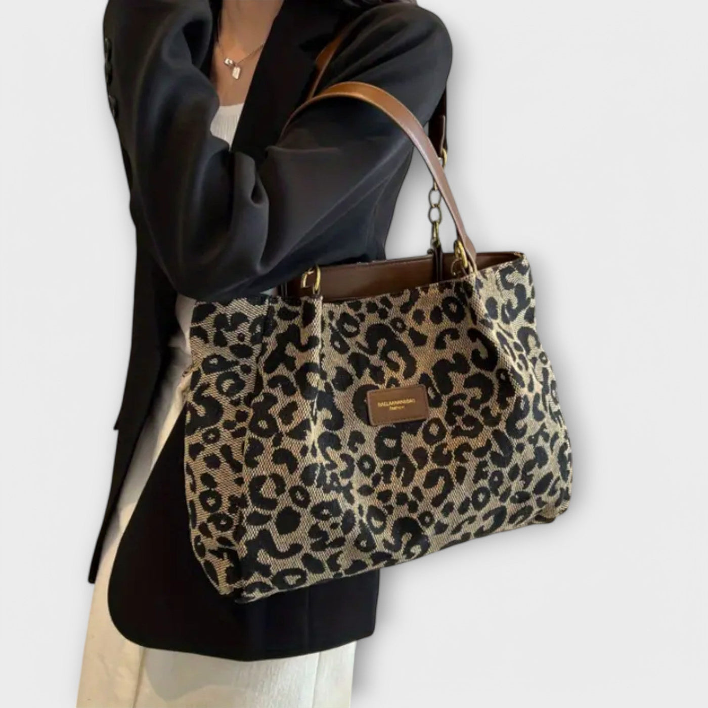 Lora - Leopard Canvas Tote