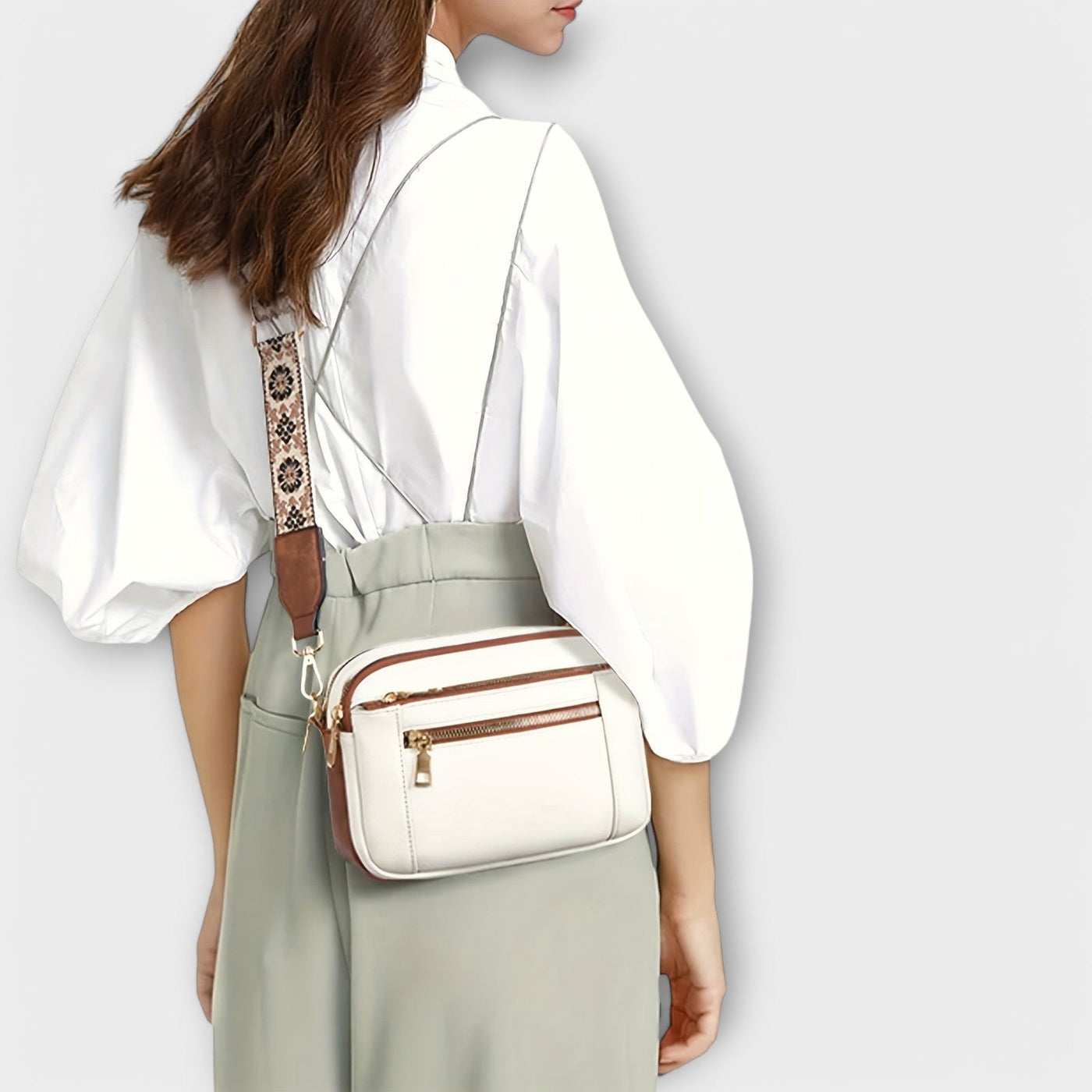 Lora - Crossbody Bag Made of Vegan Leather