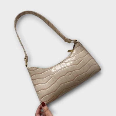 Lora - Shiny Leather Bag