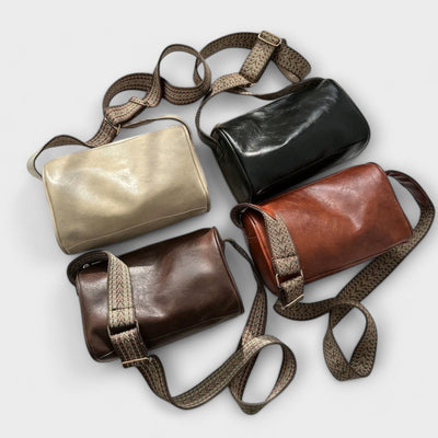 Lora - Vintage Crossbody Bag