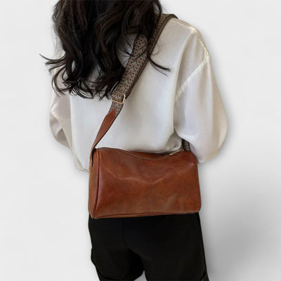 Lora - Vintage Crossbody Bag